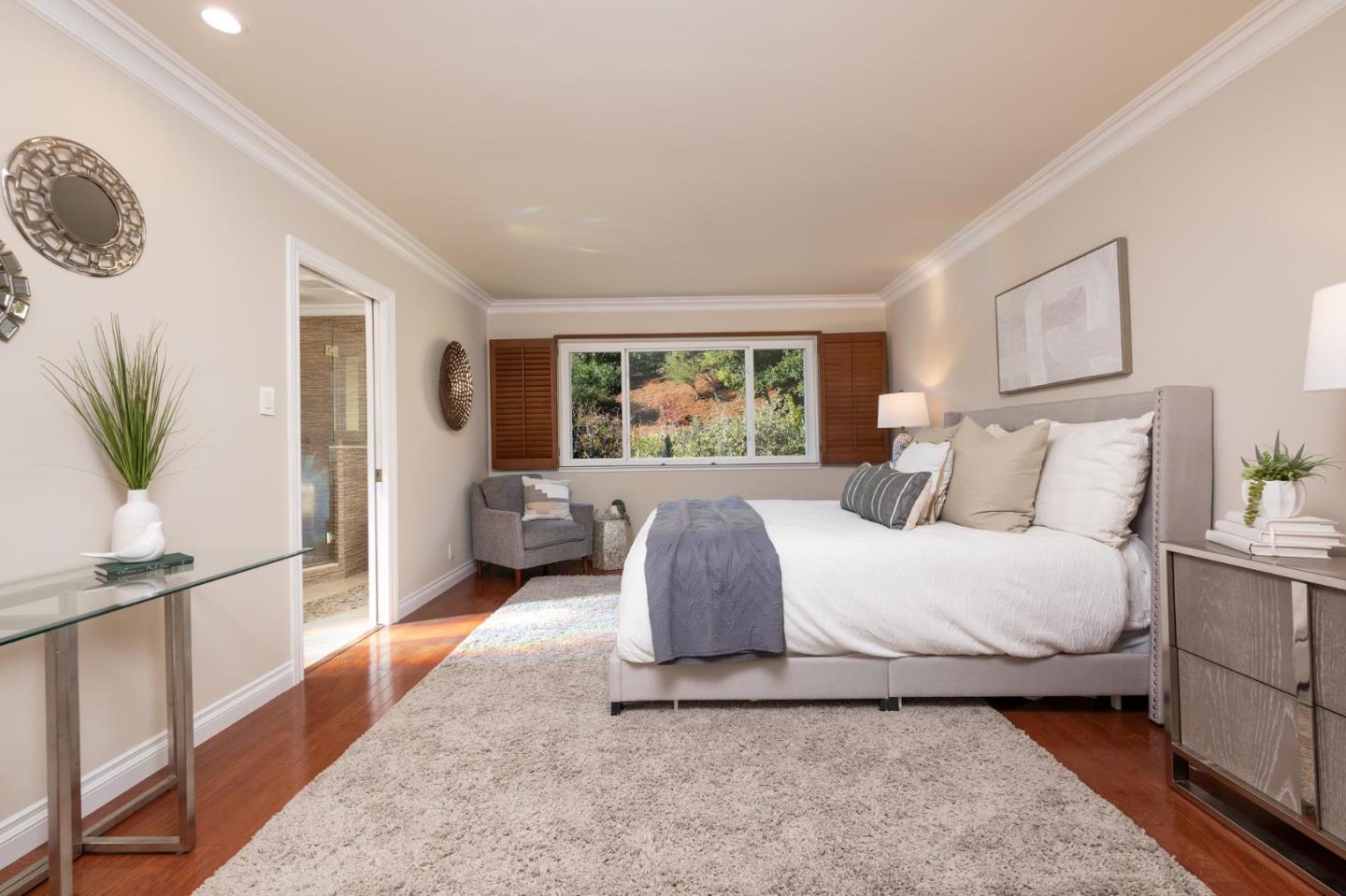 Detail Gallery Image 16 of 55 For 1318 Crestview Dr, San Carlos,  CA 94070 - 3 Beds | 2 Baths