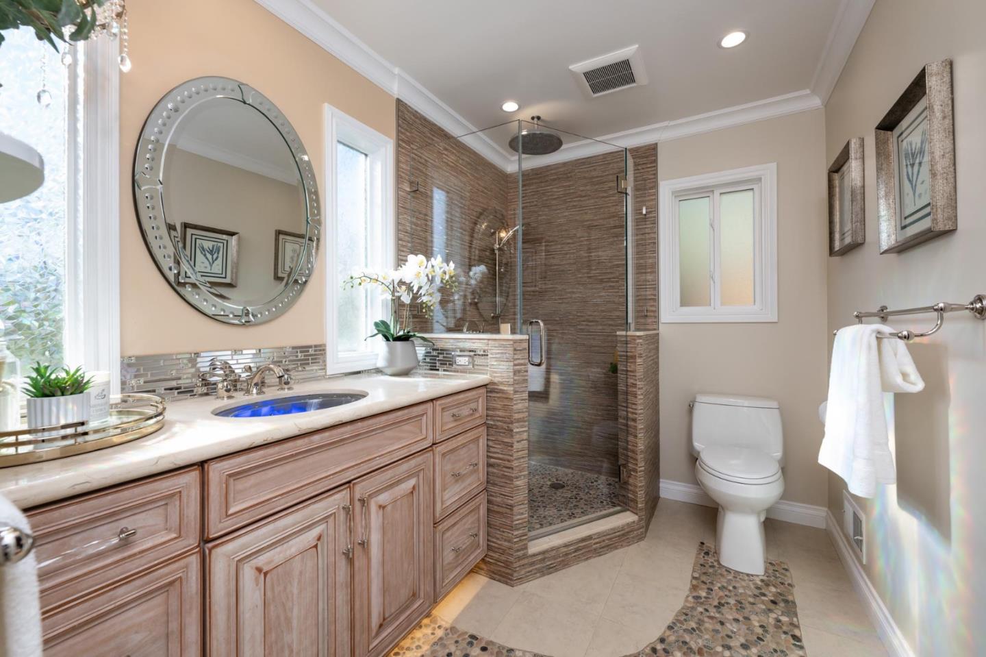 Detail Gallery Image 18 of 55 For 1318 Crestview Dr, San Carlos,  CA 94070 - 3 Beds | 2 Baths