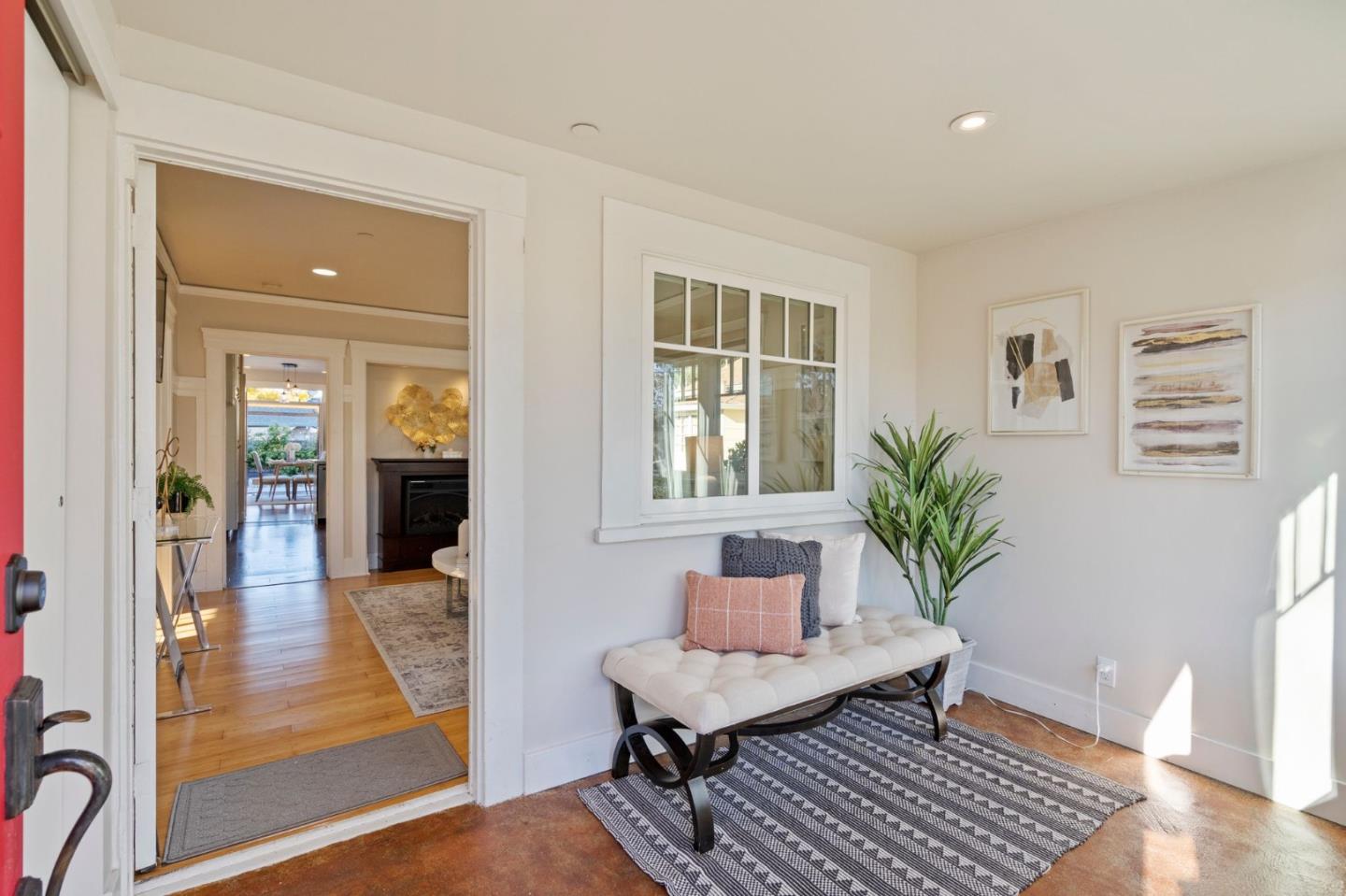 Detail Gallery Image 11 of 49 For 915 E 5th Ave, San Mateo,  CA 94402 - 3 Beds | 2/1 Baths