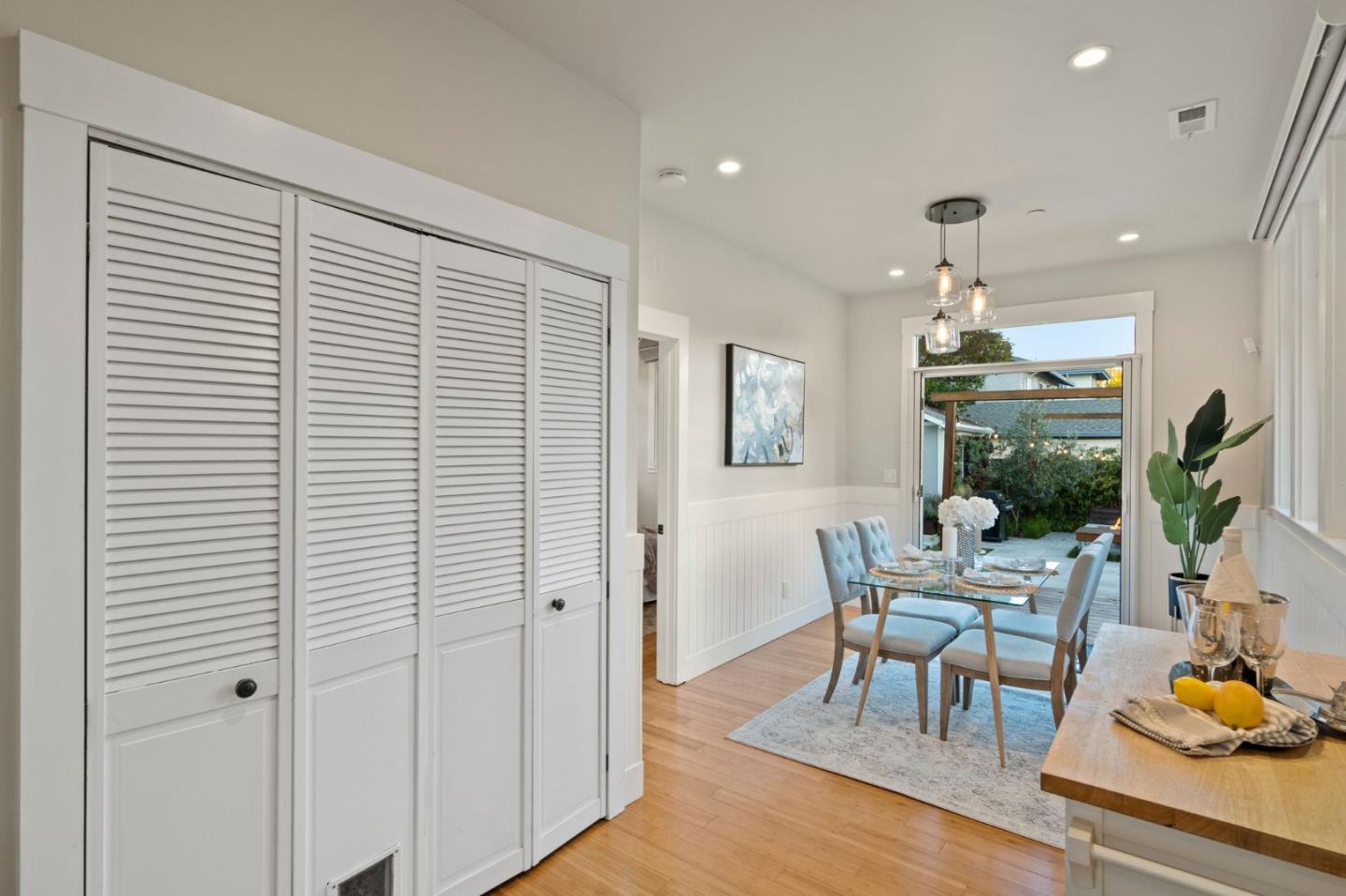 Detail Gallery Image 21 of 49 For 915 E 5th Ave, San Mateo,  CA 94402 - 3 Beds | 2/1 Baths