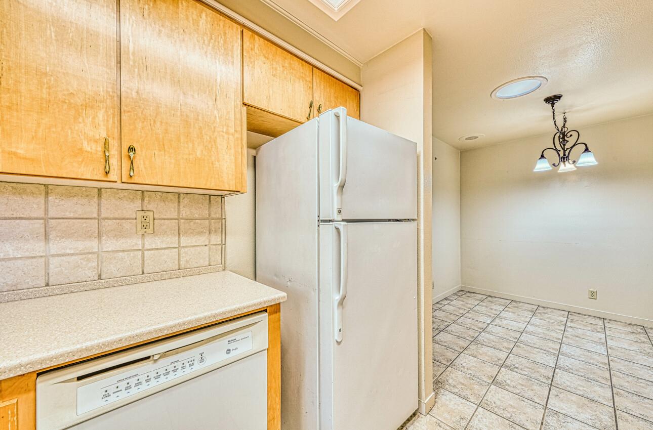 Detail Gallery Image 15 of 29 For 142 Nissen Rd #4,  Salinas,  CA 93901 - 2 Beds | 2 Baths