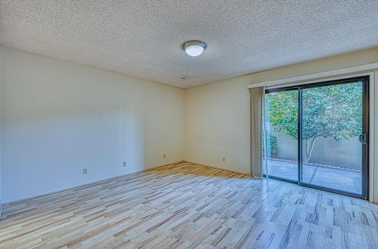 Detail Gallery Image 17 of 29 For 142 Nissen Rd #4,  Salinas,  CA 93901 - 2 Beds | 2 Baths