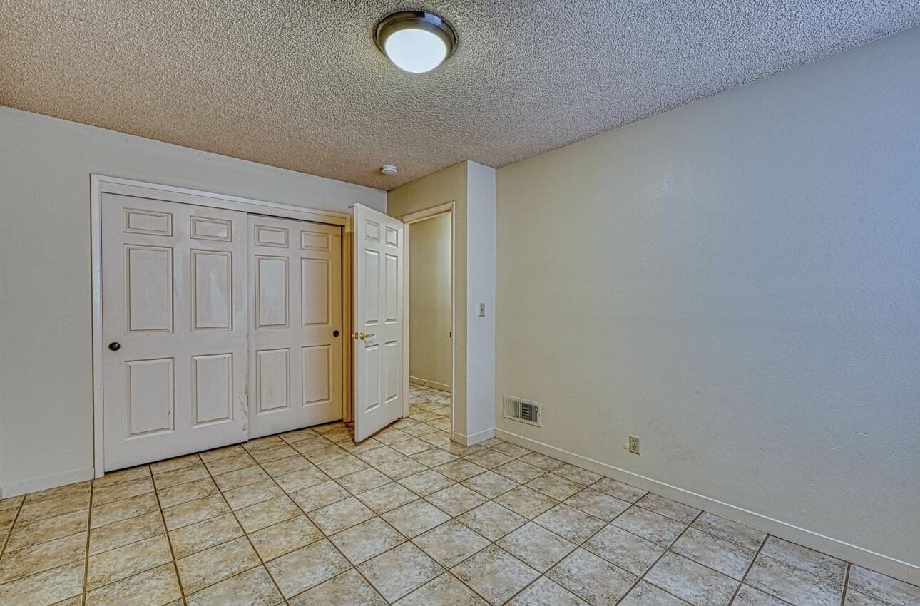 Detail Gallery Image 24 of 29 For 142 Nissen Rd #4,  Salinas,  CA 93901 - 2 Beds | 2 Baths