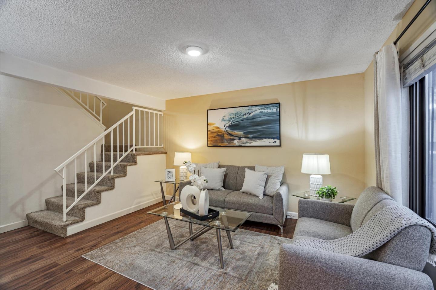 Detail Gallery Image 1 of 26 For 93 Kenbrook Cir, San Jose,  CA 95111 - 2 Beds | 1/1 Baths