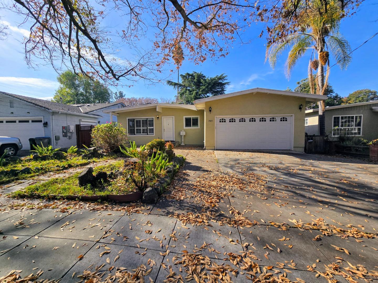 Detail Gallery Image 3 of 19 For 1585 Cross Way, San Jose,  CA 95125 - 3 Beds | 1/1 Baths