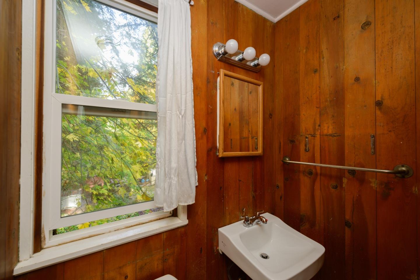 214 Teilh Drive, Boulder Creek, California 95006, 2 Bedrooms Bedrooms, ,2 BathroomsBathrooms,Residential,For Sale,214 Teilh Drive,ML81987695