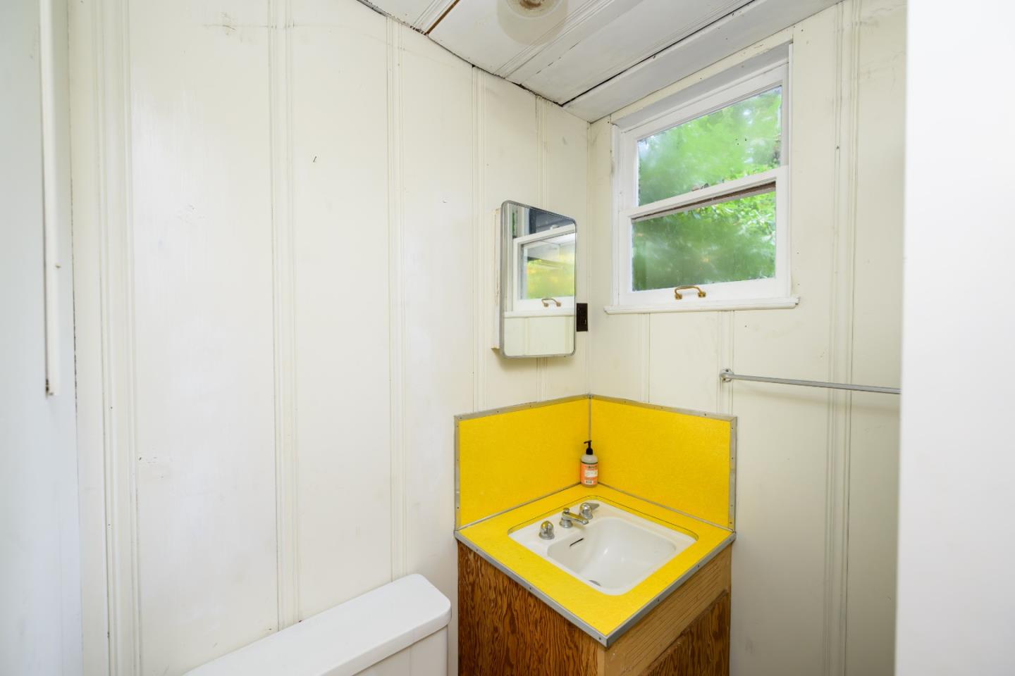 214 Teilh Drive, Boulder Creek, California 95006, 2 Bedrooms Bedrooms, ,2 BathroomsBathrooms,Residential,For Sale,214 Teilh Drive,ML81987695
