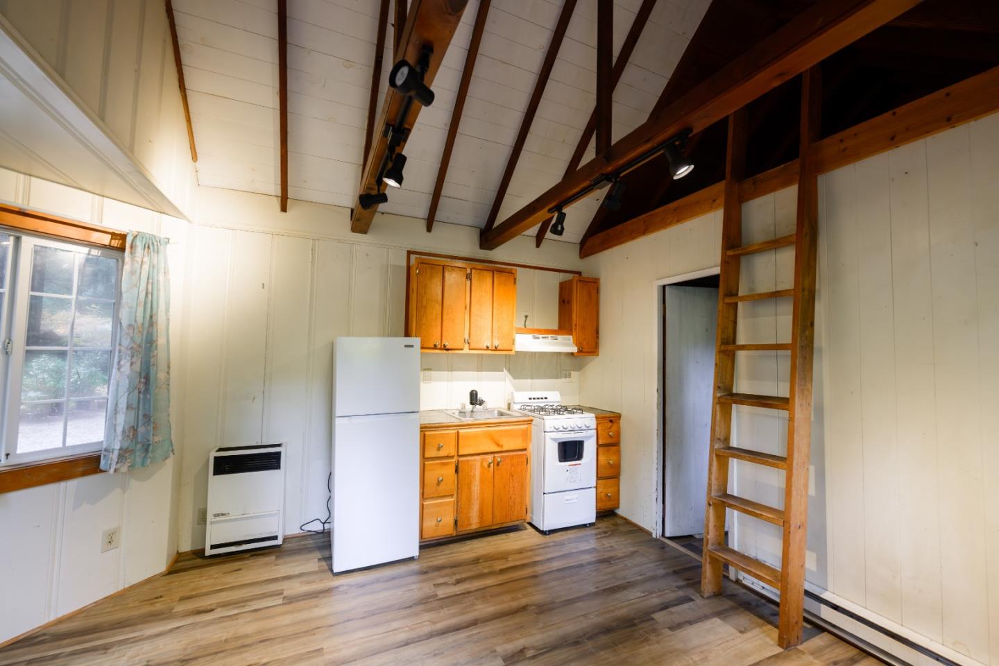 214 Teilh Drive, Boulder Creek, California 95006, 2 Bedrooms Bedrooms, ,2 BathroomsBathrooms,Residential,For Sale,214 Teilh Drive,ML81987695