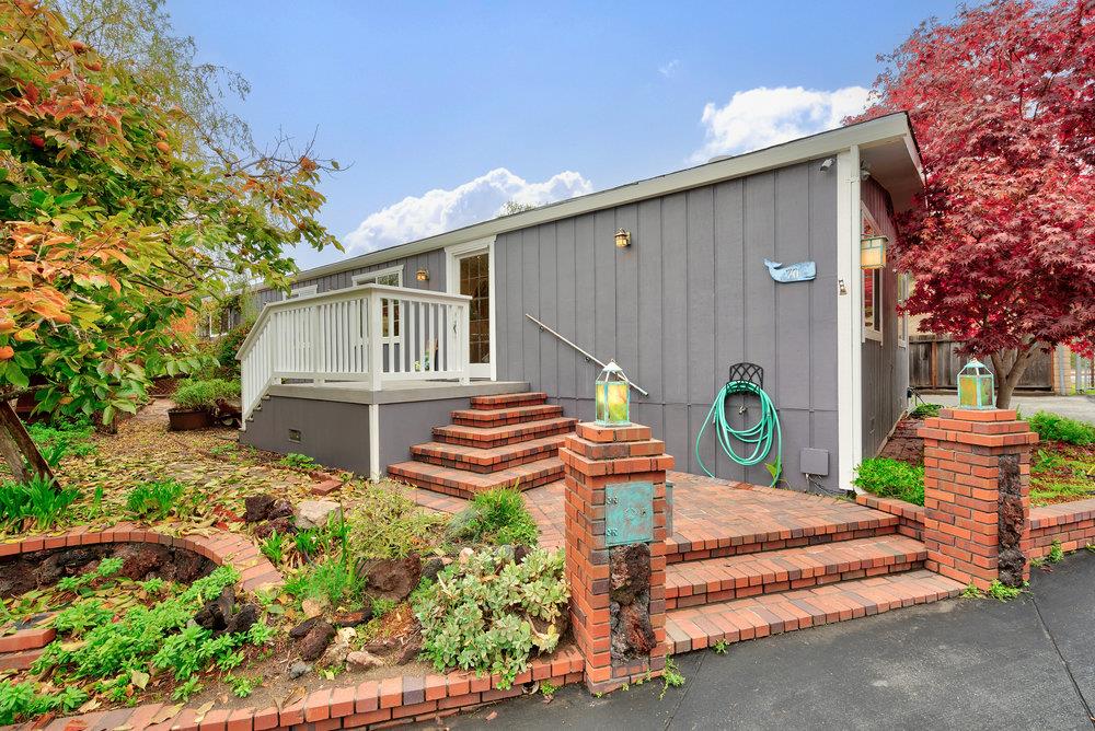 Detail Gallery Image 1 of 48 For 70 Cherry Blossom Ln #70,  Aptos,  CA 95003 - 3 Beds | 2 Baths