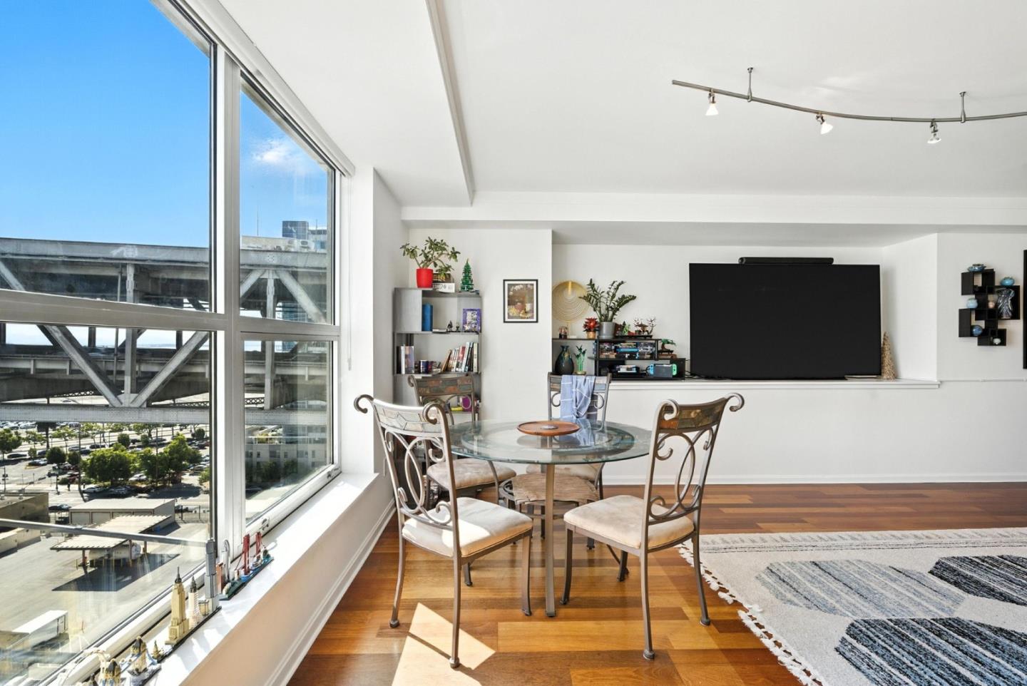 Detail Gallery Image 26 of 62 For 400 Beale St #1413,  San Francisco,  CA 94105 - 1 Beds | 1 Baths