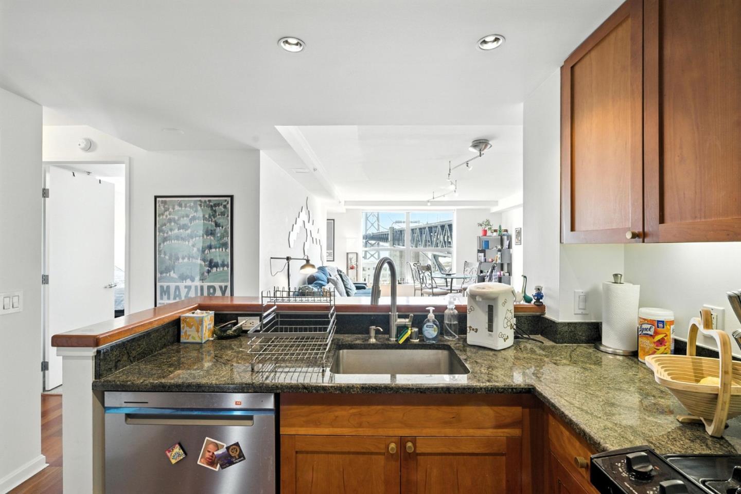 Detail Gallery Image 9 of 62 For 400 Beale St #1413,  San Francisco,  CA 94105 - 1 Beds | 1 Baths