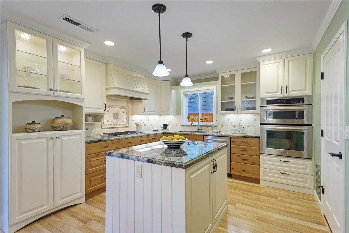 Detail Gallery Image 13 of 35 For 2840 Wimbledon Dr, Aptos,  CA 95003 - 3 Beds | 2/1 Baths