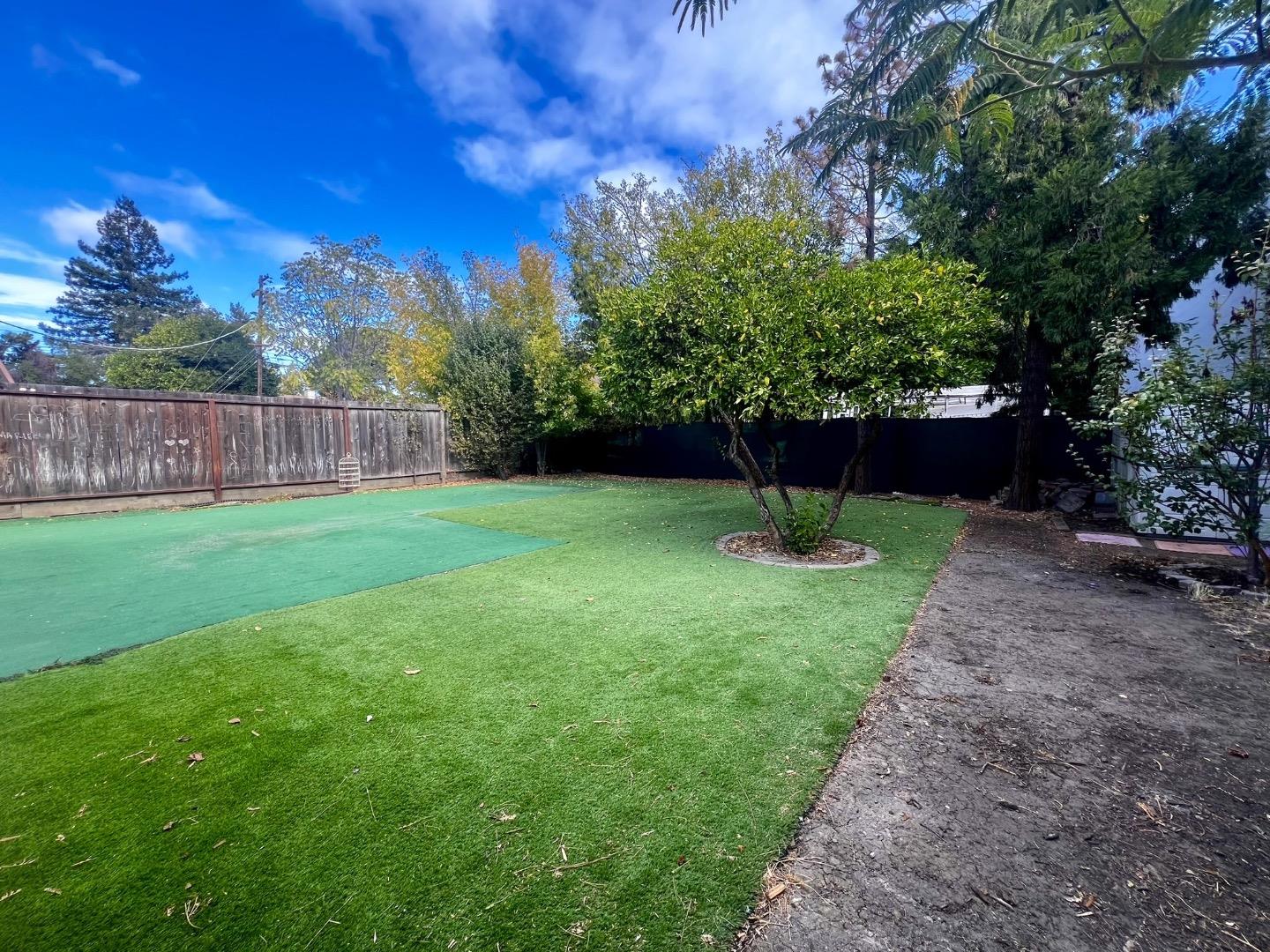 Detail Gallery Image 11 of 15 For 1518 Stafford St, Redwood City,  CA 94063 - 3 Beds | 1/1 Baths