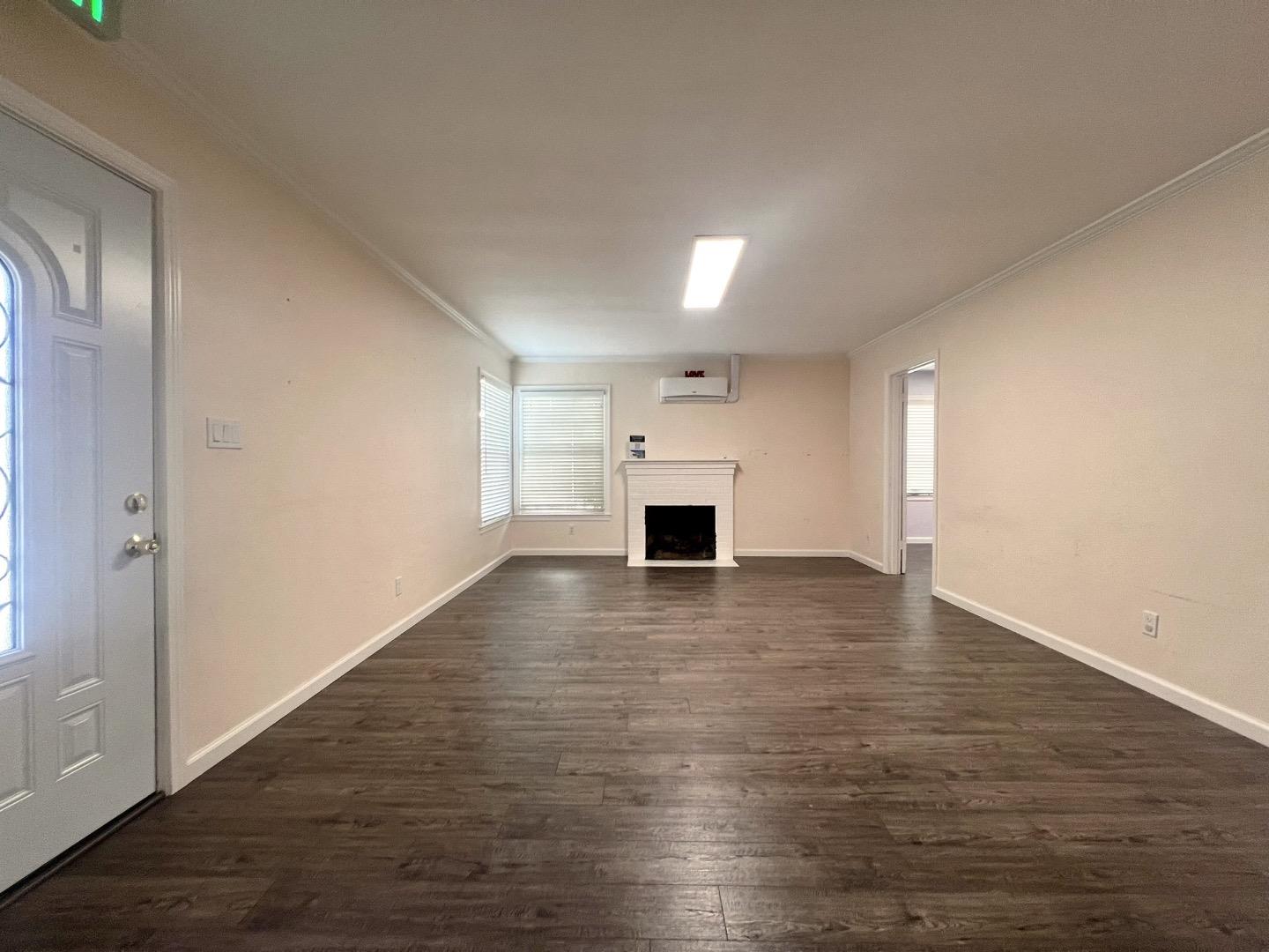 Detail Gallery Image 4 of 15 For 1518 Stafford St, Redwood City,  CA 94063 - 3 Beds | 1/1 Baths