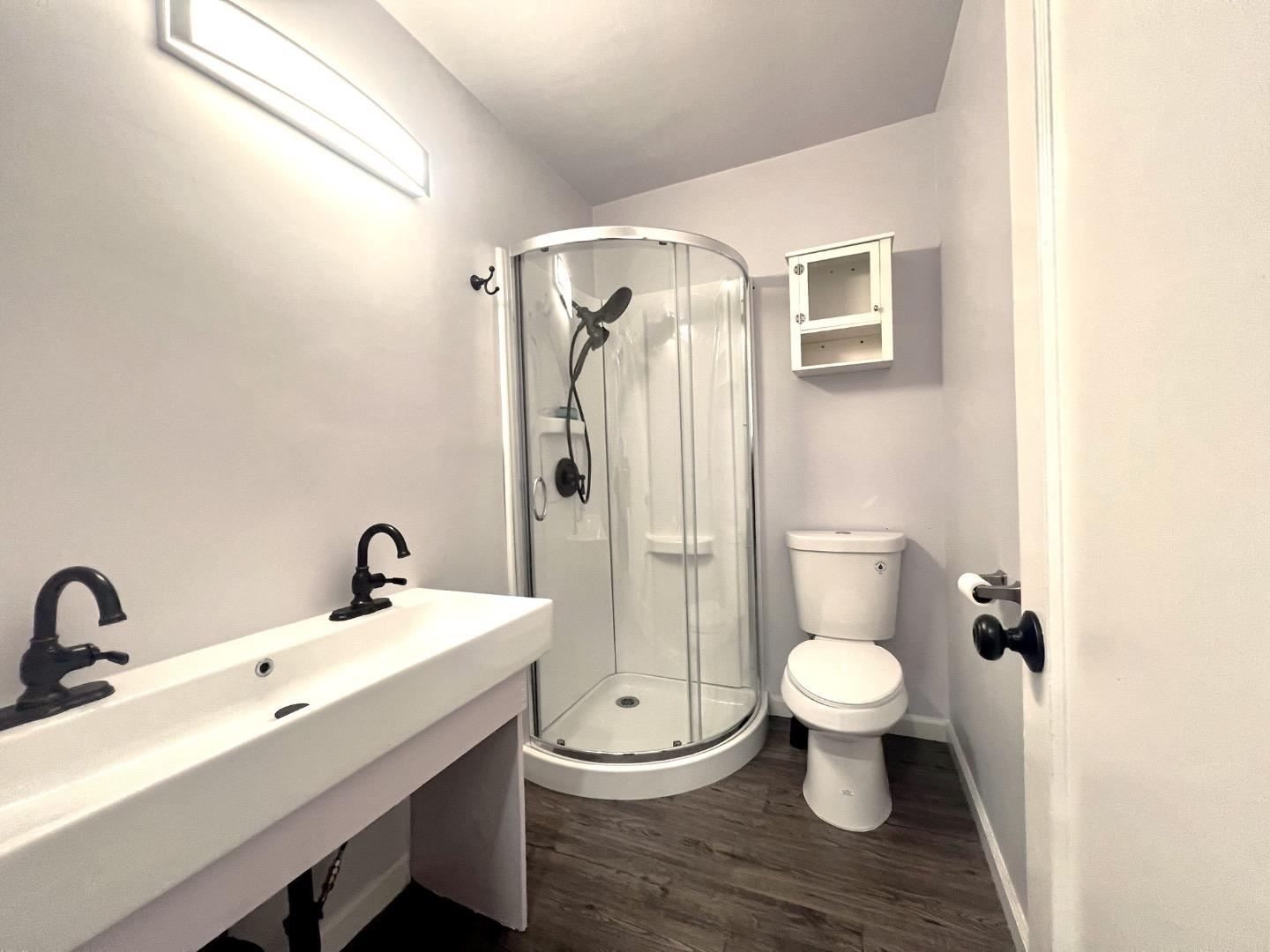 Detail Gallery Image 8 of 15 For 1518 Stafford St, Redwood City,  CA 94063 - 3 Beds | 1/1 Baths