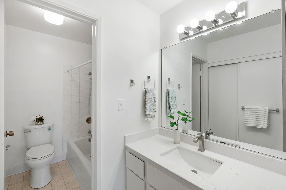 Detail Gallery Image 26 of 32 For 10 Scenic Way #318,  San Mateo,  CA 94403 - 2 Beds | 2 Baths