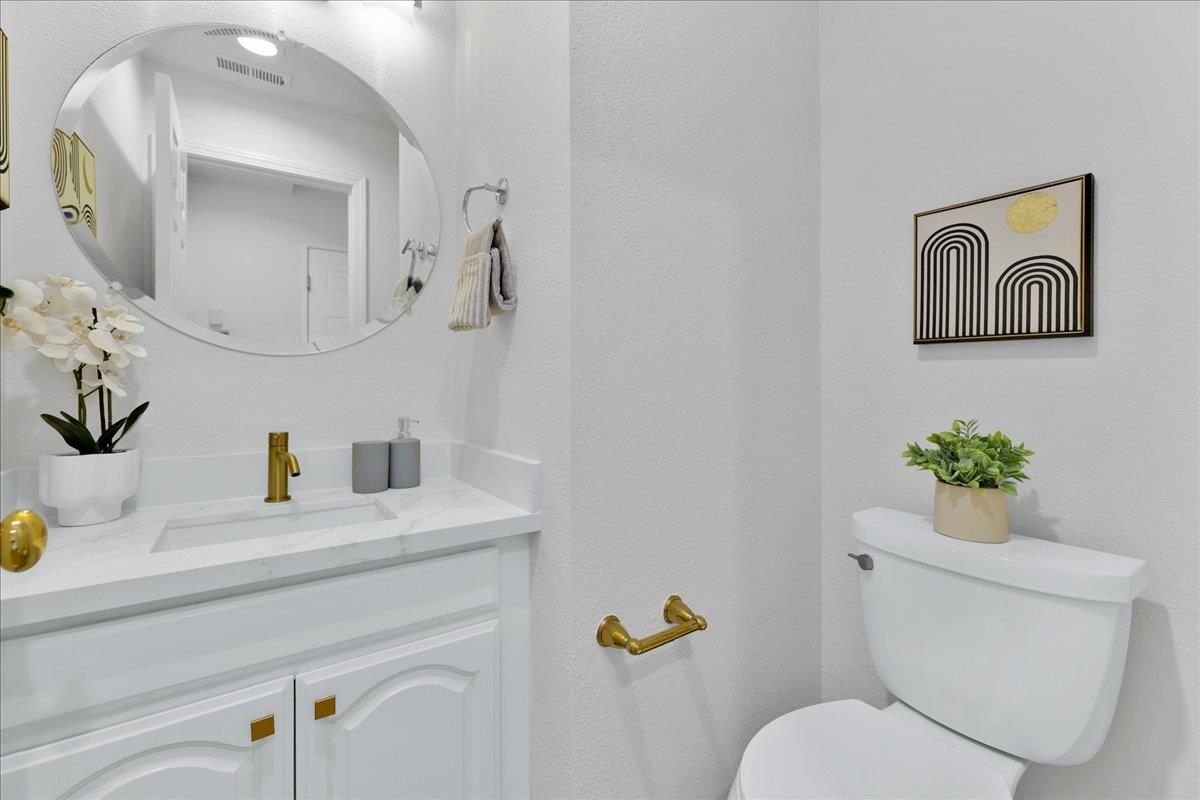 Detail Gallery Image 42 of 53 For 1150 Pointe Hope Lndg, San Jose,  CA 95131 - 3 Beds | 2/1 Baths