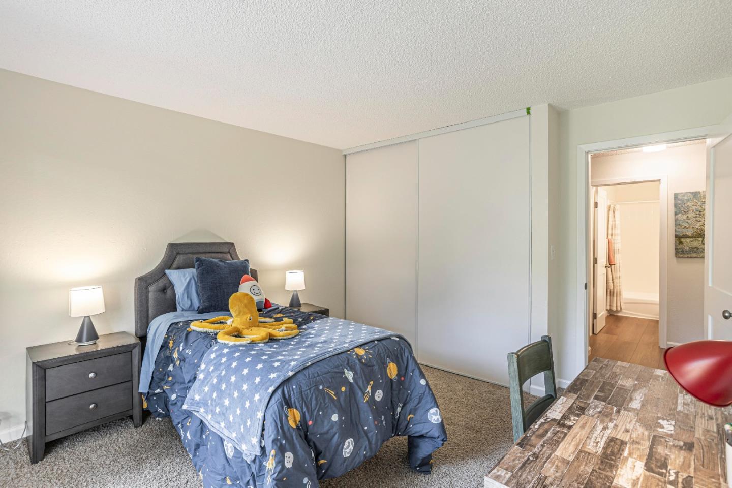 Detail Gallery Image 21 of 66 For 1033 Crestview Dr #309,  Mountain View,  CA 94040 - 2 Beds | 2 Baths