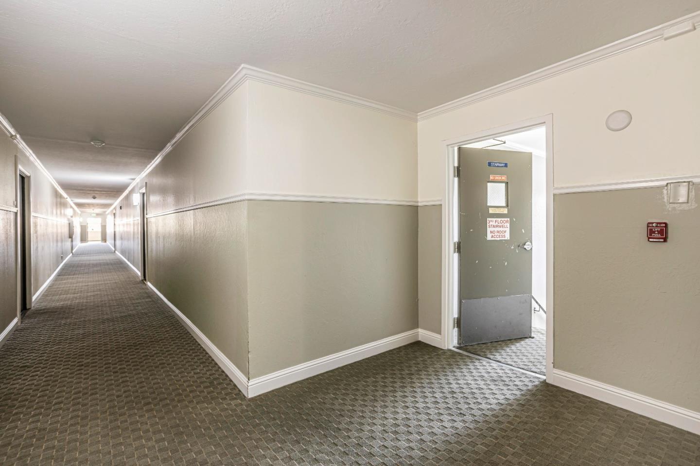 Detail Gallery Image 39 of 66 For 1033 Crestview Dr #309,  Mountain View,  CA 94040 - 2 Beds | 2 Baths