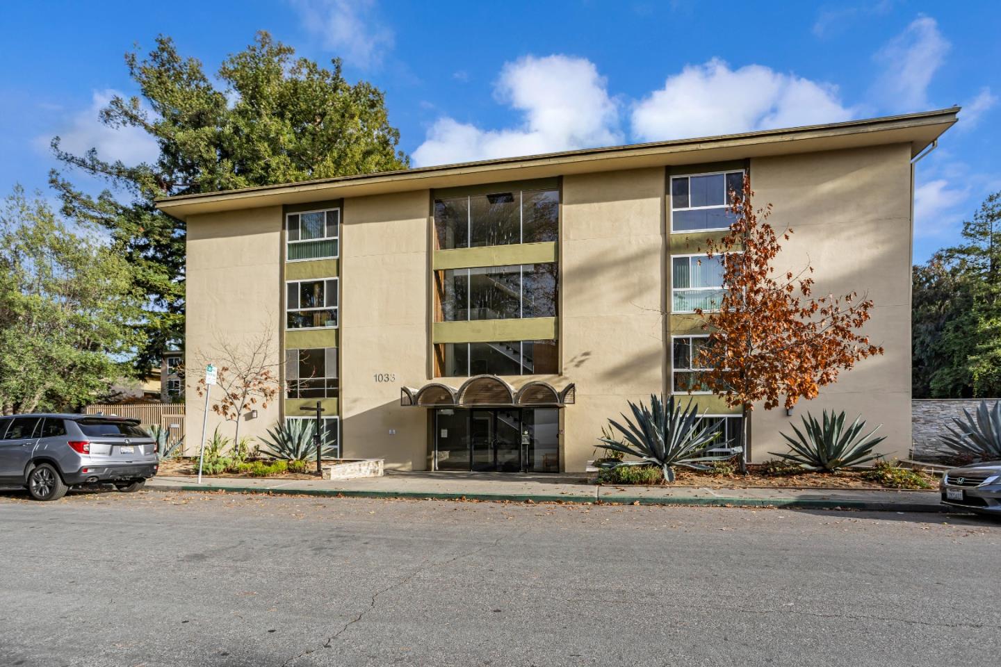 Detail Gallery Image 60 of 66 For 1033 Crestview Dr #309,  Mountain View,  CA 94040 - 2 Beds | 2 Baths