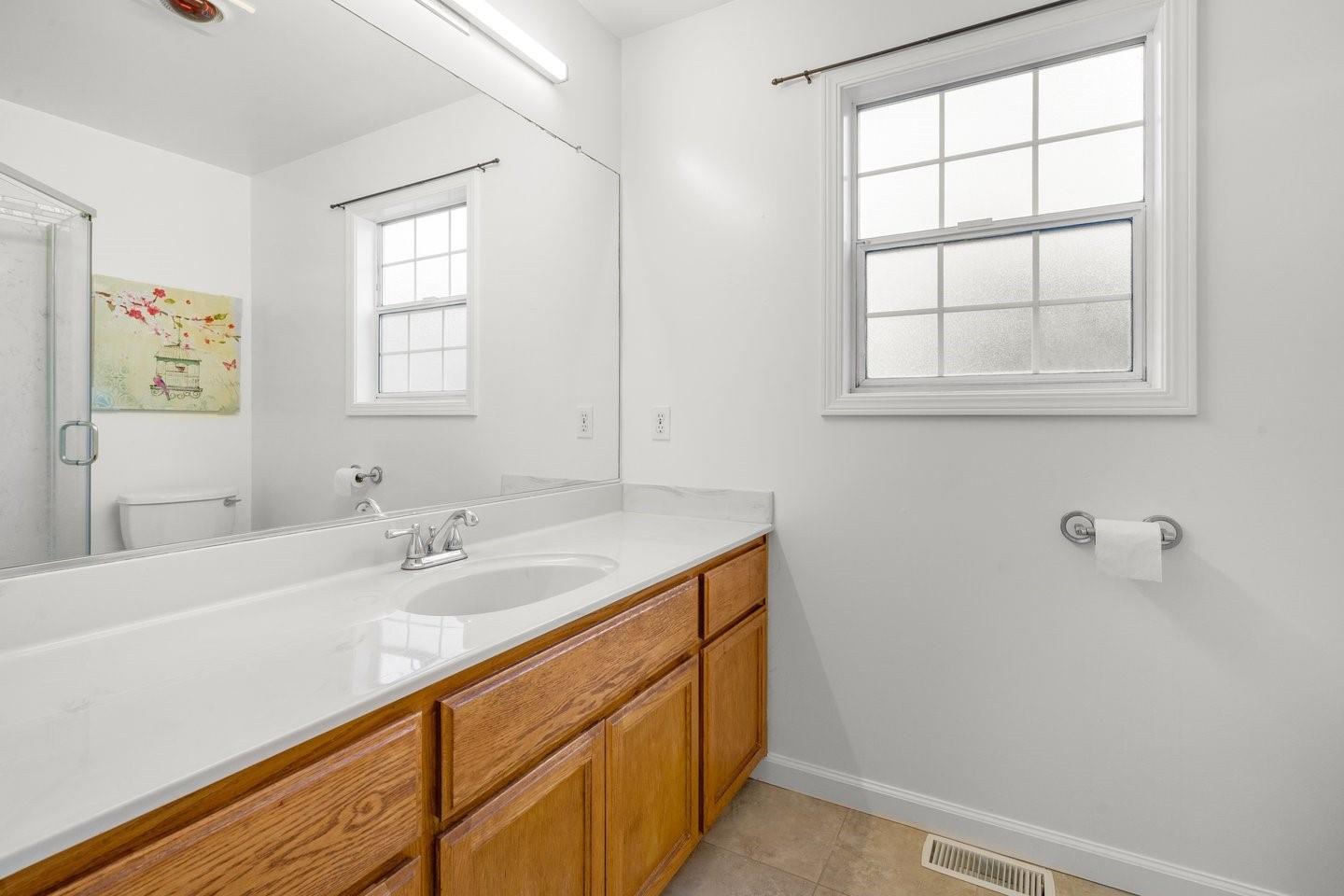 Detail Gallery Image 24 of 37 For 1343 Wayne Ave, San Leandro,  CA 94577 - 3 Beds | 2 Baths