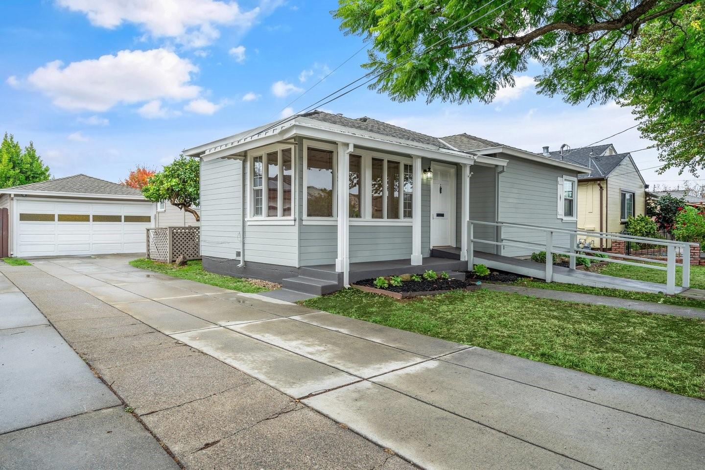 Detail Gallery Image 3 of 37 For 1343 Wayne Ave, San Leandro,  CA 94577 - 3 Beds | 2 Baths