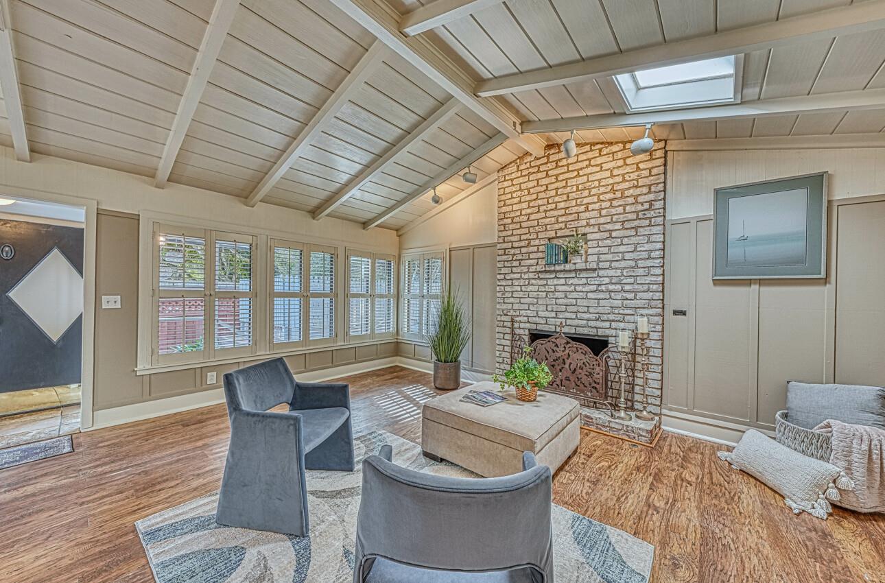 Detail Gallery Image 7 of 40 For 0 Junipero 2 South East of 10th Ave, Carmel,  CA 93923 - 3 Beds | 2 Baths