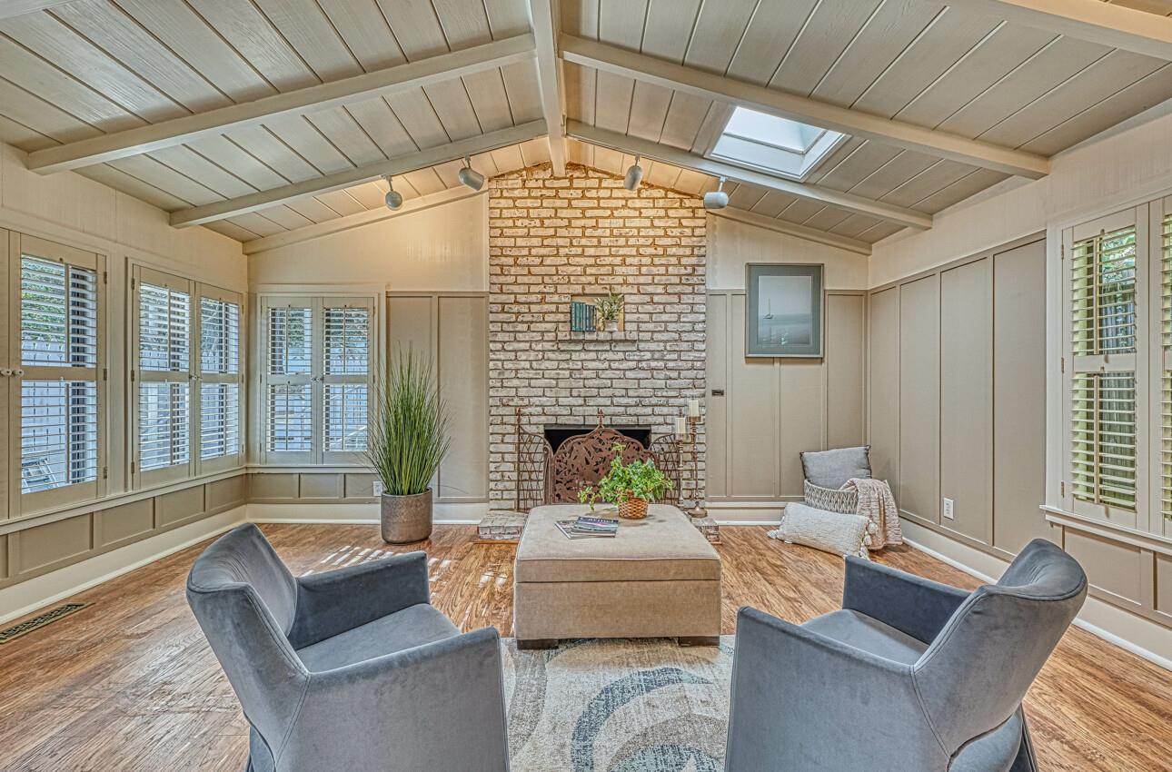 Detail Gallery Image 8 of 40 For 0 Junipero 2 South East of 10th Ave, Carmel,  CA 93923 - 3 Beds | 2 Baths