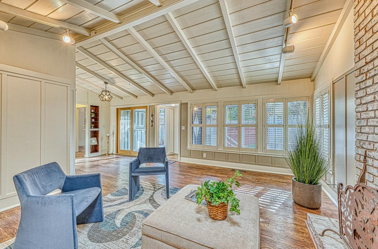 Detail Gallery Image 9 of 40 For 0 Junipero 2 South East of 10th Ave, Carmel,  CA 93923 - 3 Beds | 2 Baths