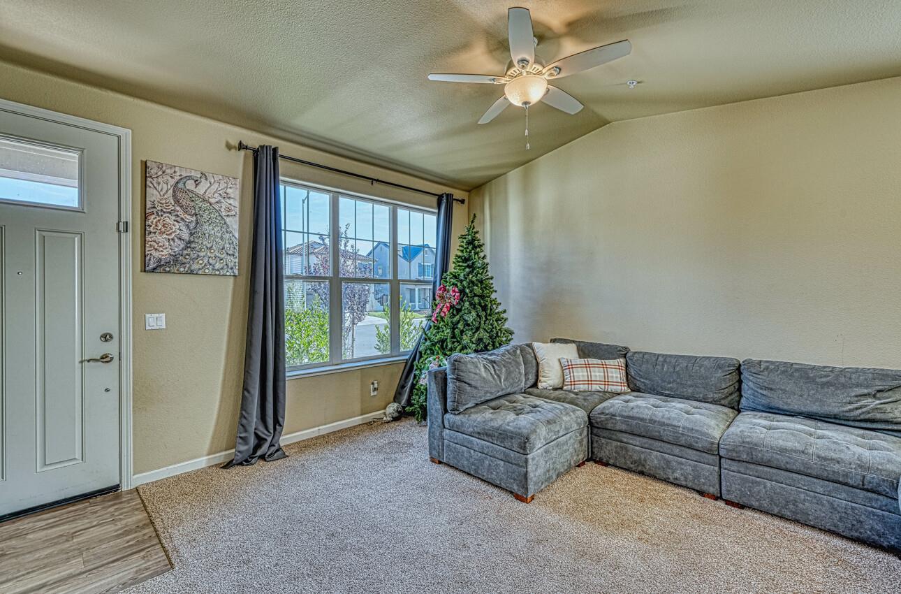 Detail Gallery Image 5 of 28 For 429 Liberty Ct, Soledad,  CA 93960 - 3 Beds | 2 Baths