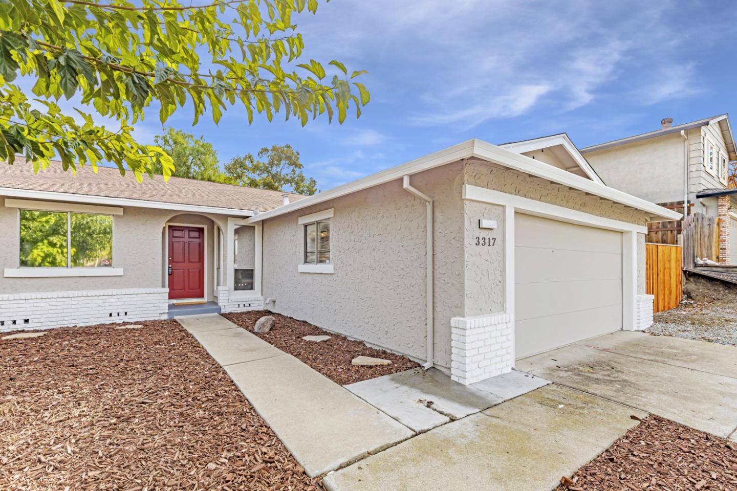 Detail Gallery Image 1 of 20 For 3317 Mountaire Dr, Antioch,  CA 94509 - 4 Beds | 2 Baths