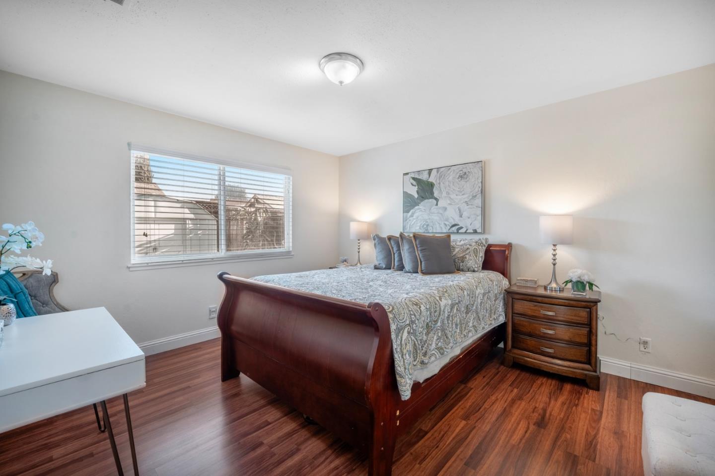 Detail Gallery Image 9 of 18 For 1806 Courtney Ave, San Jose,  CA 95122 - 2 Beds | 2 Baths