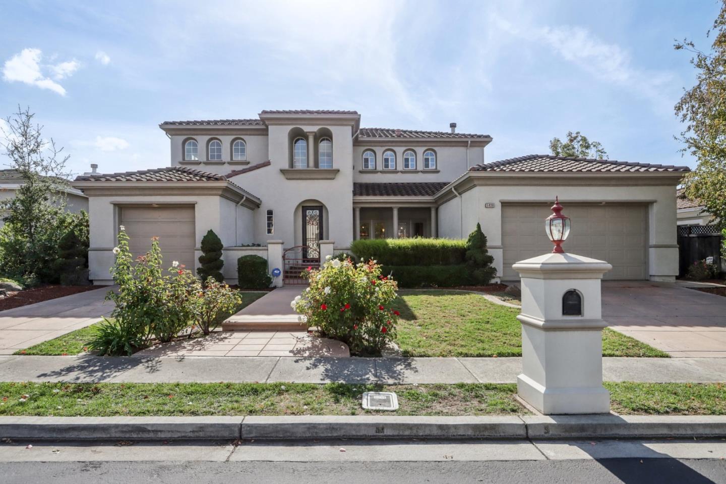 Detail Gallery Image 69 of 85 For 5930 Gleneagles Cir, San Jose,  CA 95138 - 5 Beds | 4 Baths