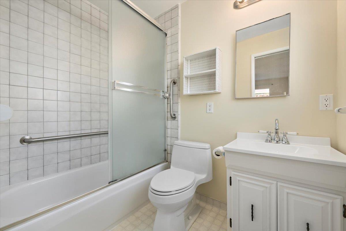 Detail Gallery Image 16 of 23 For 198 La Crosse Dr, Milpitas,  CA 95035 - 3 Beds | 2 Baths