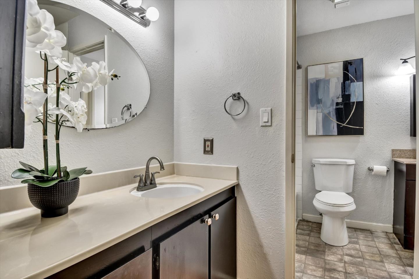 Detail Gallery Image 29 of 56 For 381 Half Moon Ln #106,  Daly City,  CA 94015 - 2 Beds | 1/1 Baths