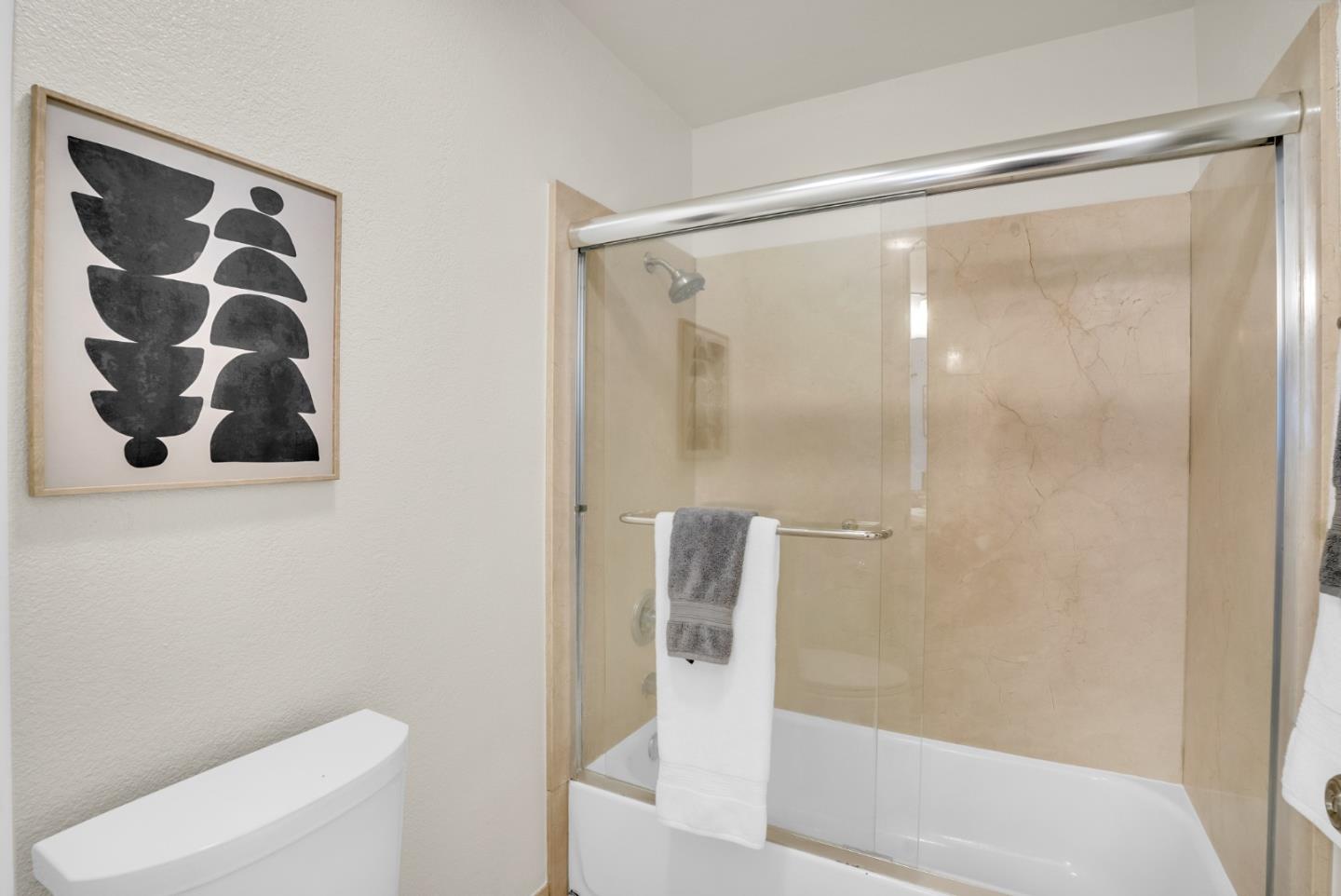 Detail Gallery Image 16 of 22 For 245 Shadow Dance Dr, San Jose,  CA 95110 - 2 Beds | 2 Baths