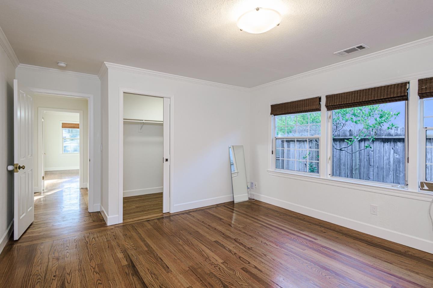 Detail Gallery Image 12 of 24 For 2336 Ray Dr, Burlingame,  CA 94010 - 3 Beds | 2 Baths