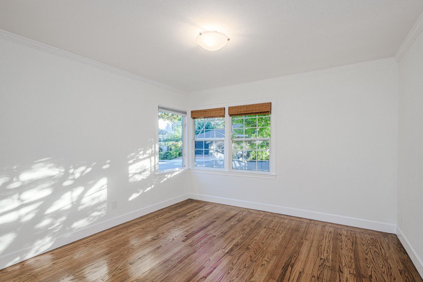 Detail Gallery Image 17 of 24 For 2336 Ray Dr, Burlingame,  CA 94010 - 3 Beds | 2 Baths