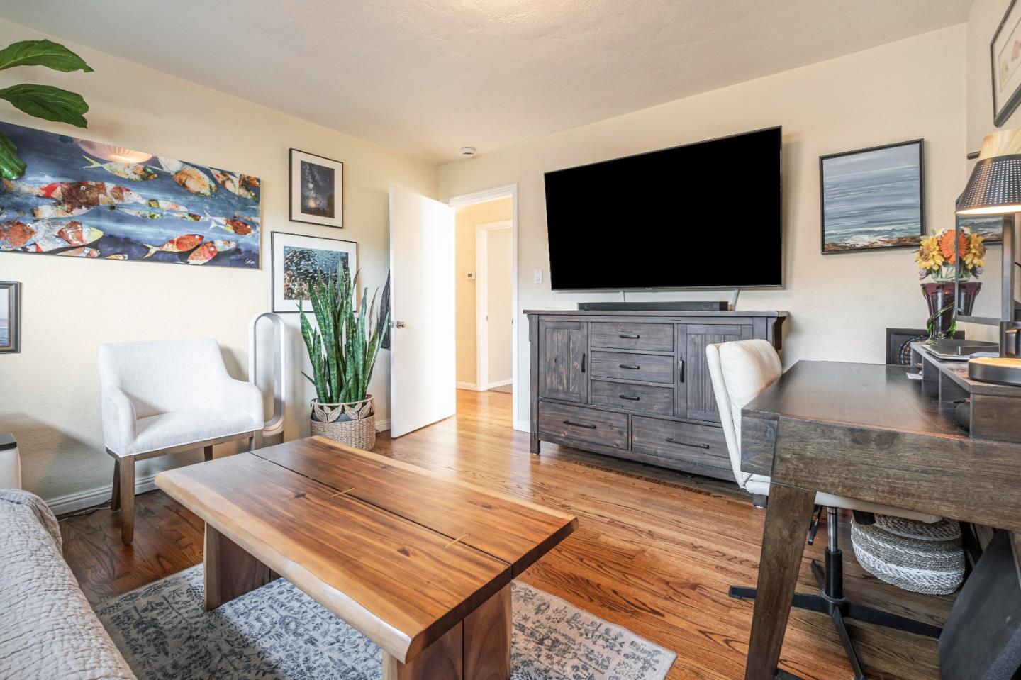 Detail Gallery Image 11 of 36 For 115 Belvedere Ter, Santa Cruz,  CA 95062 - 2 Beds | 2 Baths