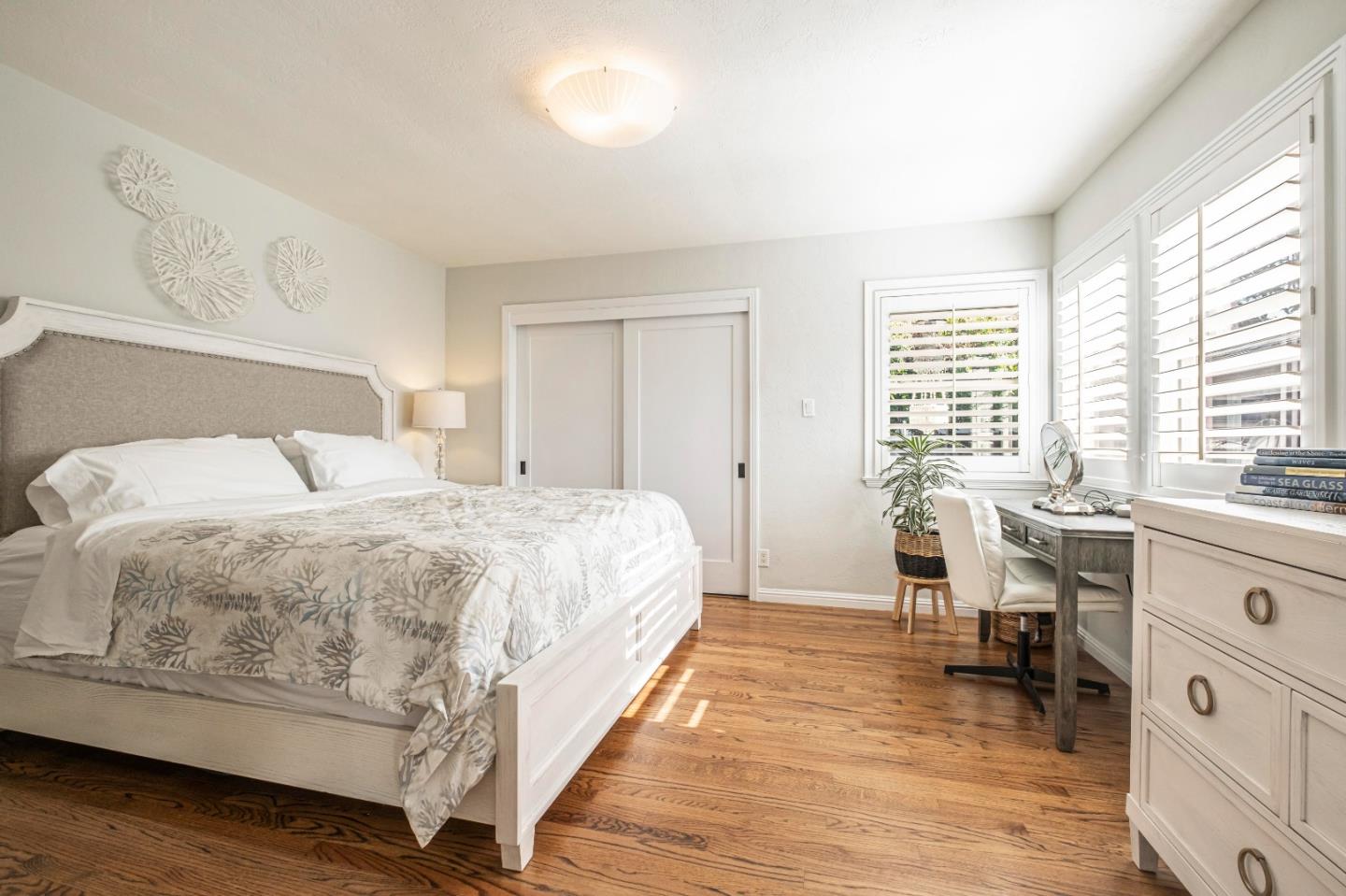 Detail Gallery Image 22 of 36 For 115 Belvedere Ter, Santa Cruz,  CA 95062 - 2 Beds | 2 Baths