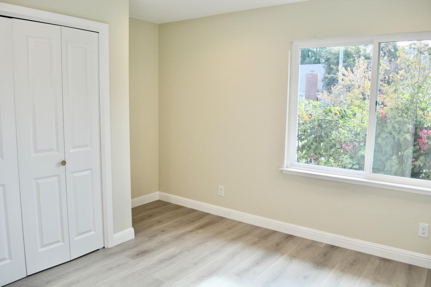 Detail Gallery Image 9 of 18 For 433 Madison Dr, San Jose,  CA 95123 - 3 Beds | 2/1 Baths