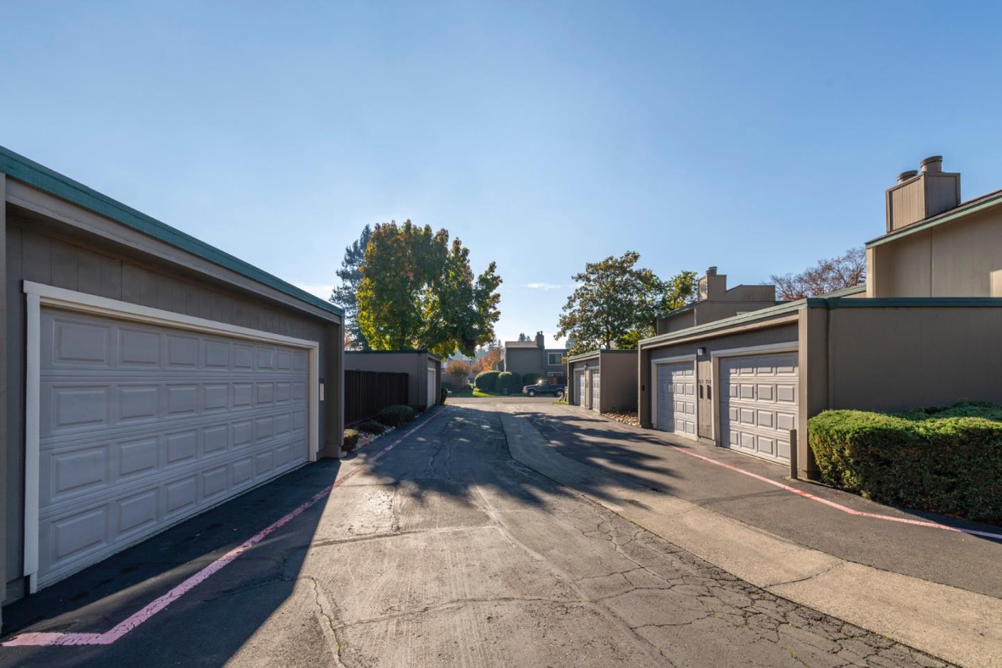 Detail Gallery Image 37 of 37 For 998 Santa Cruz Way, Rohnert Park,  CA 94928 - 3 Beds | 2 Baths