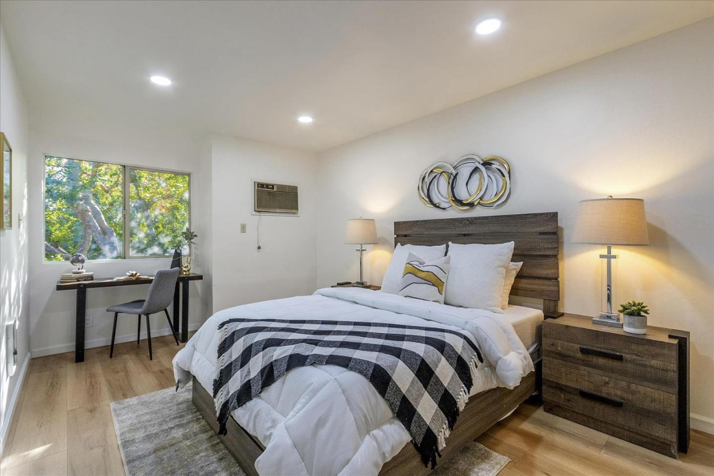 Detail Gallery Image 3 of 48 For 380 Auburn Way #21,  San Jose,  CA 95129 - 2 Beds | 1/1 Baths