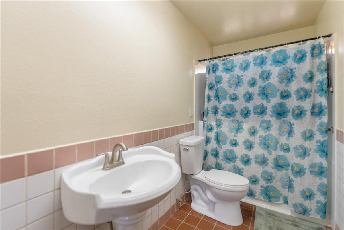 Detail Gallery Image 12 of 13 For 485 Clifton Ct, Greenfield,  CA 93927 - 3 Beds | 1 Baths