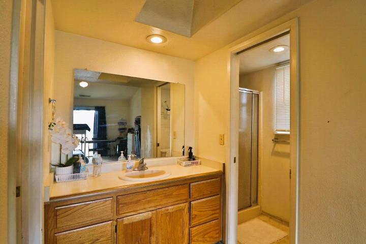 Detail Gallery Image 13 of 22 For 1376 West Queens Cir, Merced,  CA 95340 - – Beds | – Baths