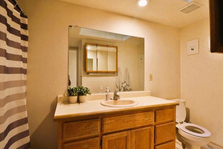 Detail Gallery Image 18 of 22 For 1376 West Queens Cir, Merced,  CA 95340 - – Beds | – Baths