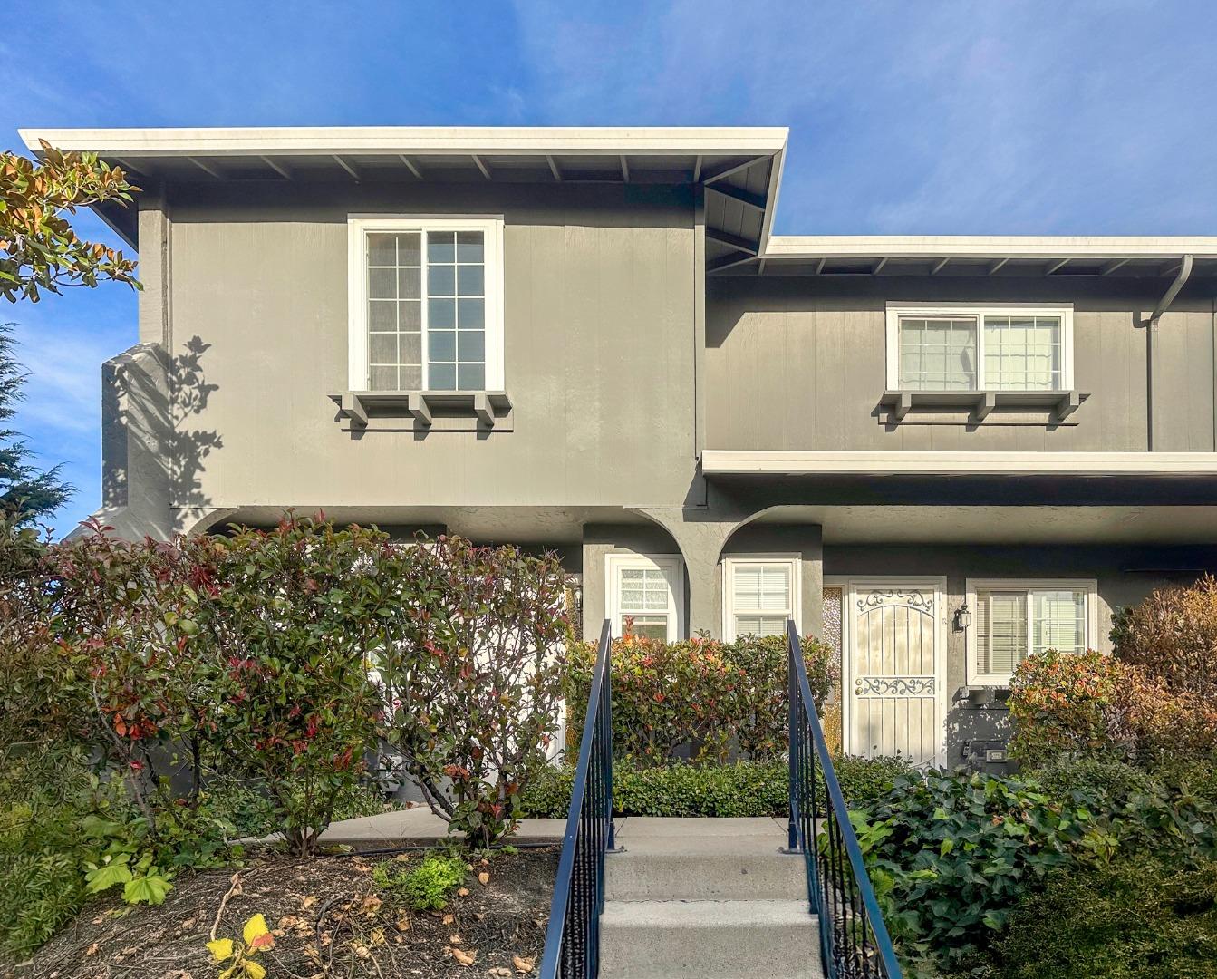 Detail Gallery Image 1 of 7 For 3388 Landess Ave a,  San Jose,  CA 95132 - 3 Beds | 1/1 Baths
