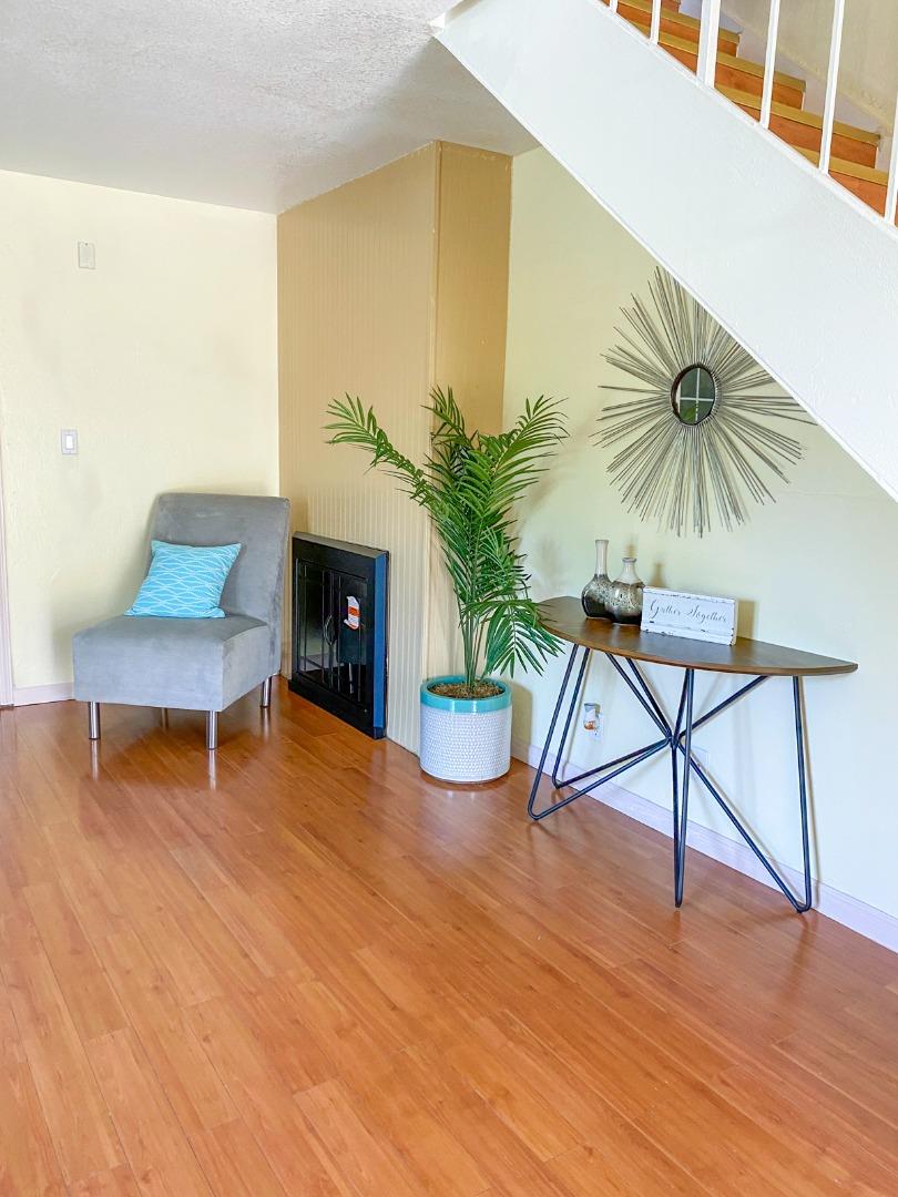 Detail Gallery Image 5 of 7 For 3388 Landess Ave a,  San Jose,  CA 95132 - 3 Beds | 1/1 Baths
