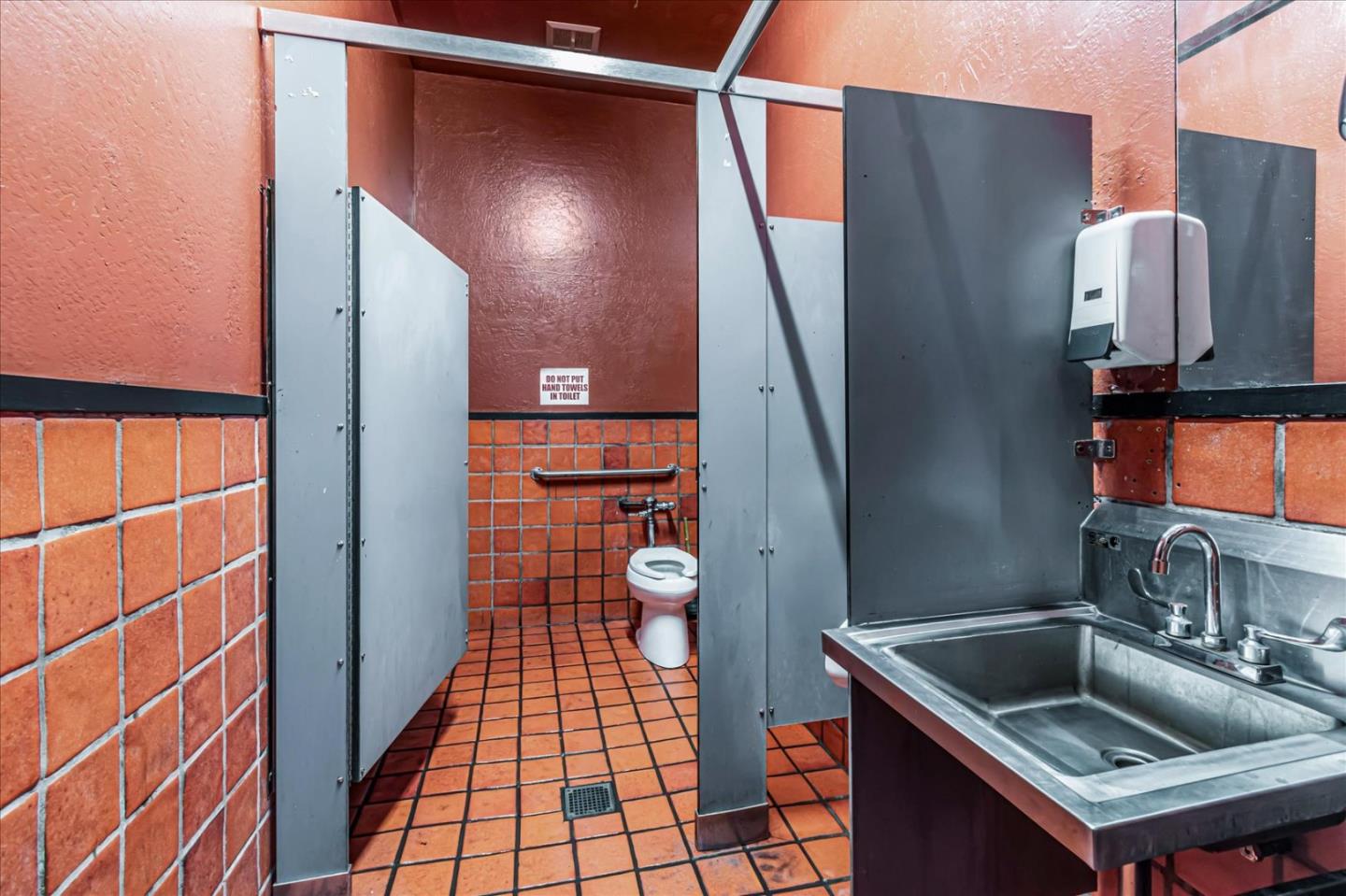 5740 MISSION Street, San Francisco, California 94112, ,Business Opportunity,For Sale,5740 MISSION Street,ML81987819