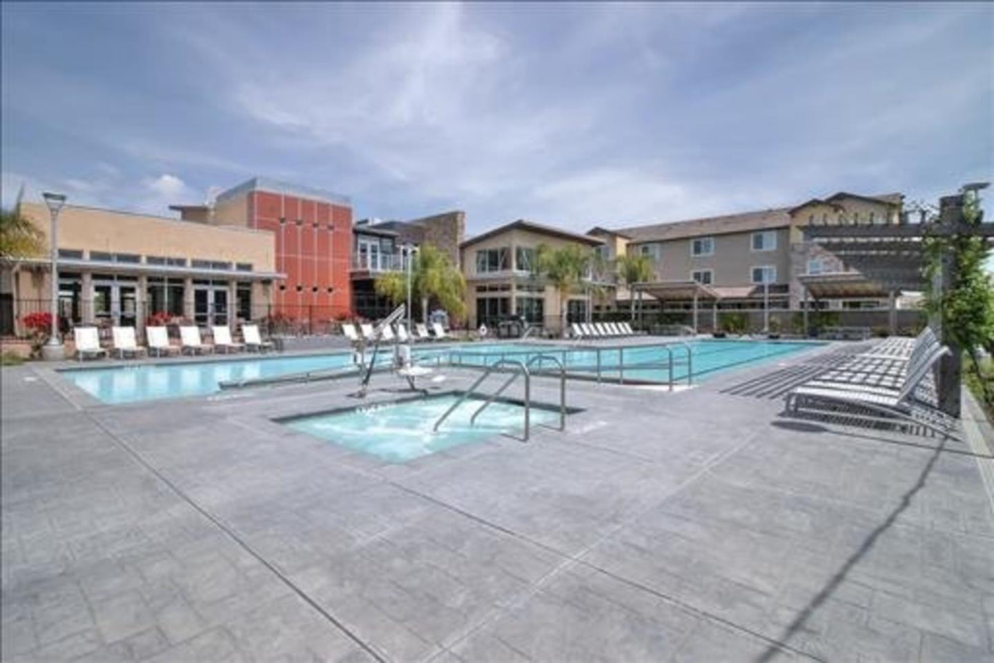 Detail Gallery Image 45 of 73 For 5933 Sunstone Dr #411,  San Jose,  CA 95123 - 1 Beds | 1 Baths